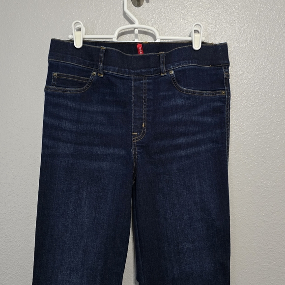 Spanx Flared Pull On Demin Stretch Jeans Midnight Shade 32" Inseam - Picture 3 of 9